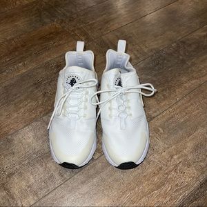 Air Huarache by Nike, White - Women Size 8